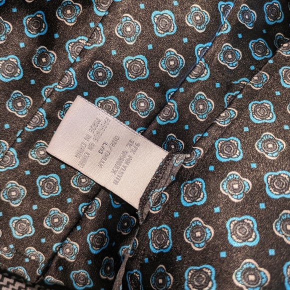 Tie front satin dress. M/L - Picture 4 of 4